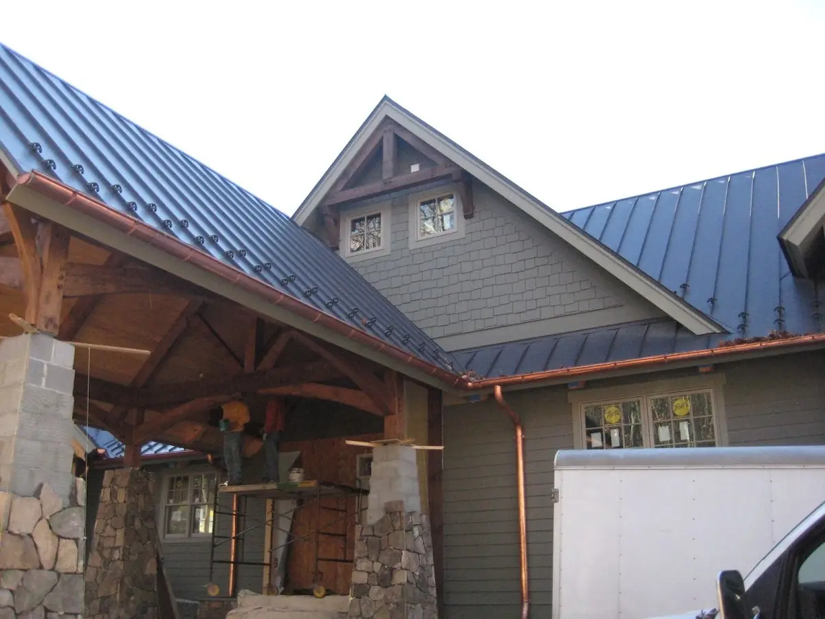 Craftsman Roofing team delivering quality roofing work in Hillcrest - Bonneville